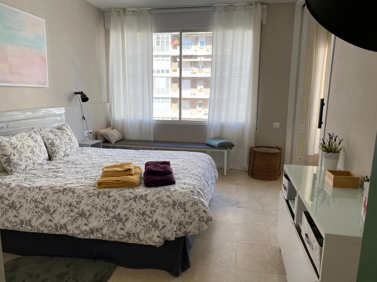 Precioso Y Tranquilo Apartamento Zona Alta Diagonal Barcelona Exterior photo