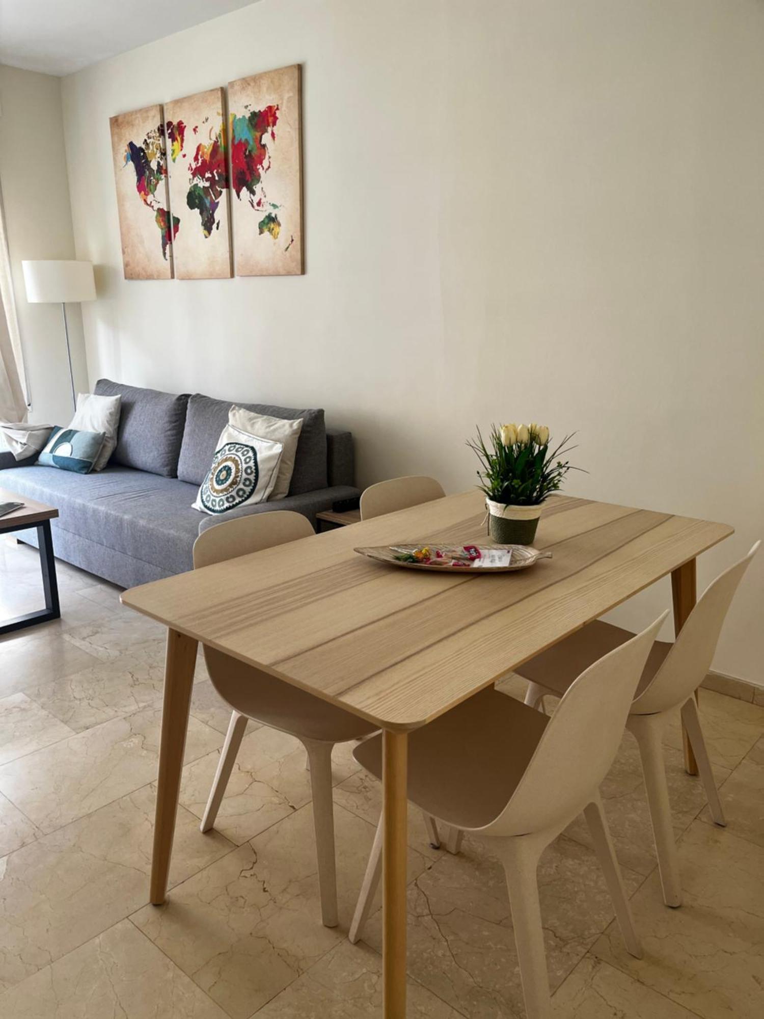 Precioso Y Tranquilo Apartamento Zona Alta Diagonal Barcelona Exterior photo